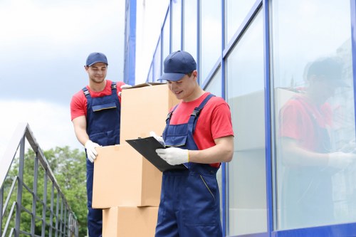 Professional removal services in Goldersgreen for smooth home relocations