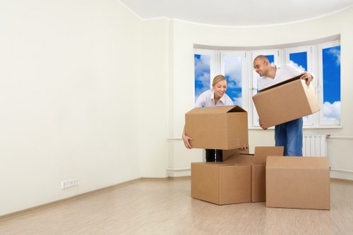 Different truck size options for house moves in Goldersgreen