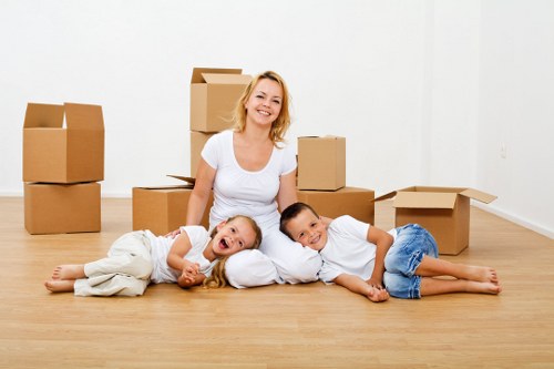 Final move-out preparation with packed items and transport vehicle