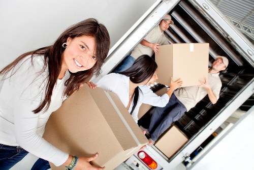 Reliable removal van transport for Goldersgreen moves