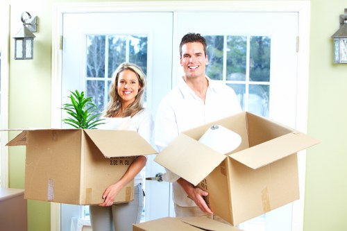 A well-managed Golders Green move with organized belongings